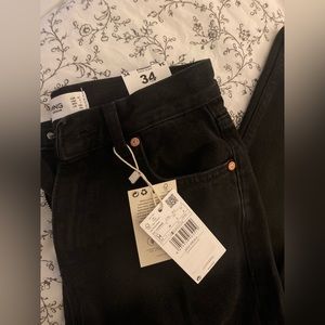 NWT Mango black mid-rise straight jeans 👖
